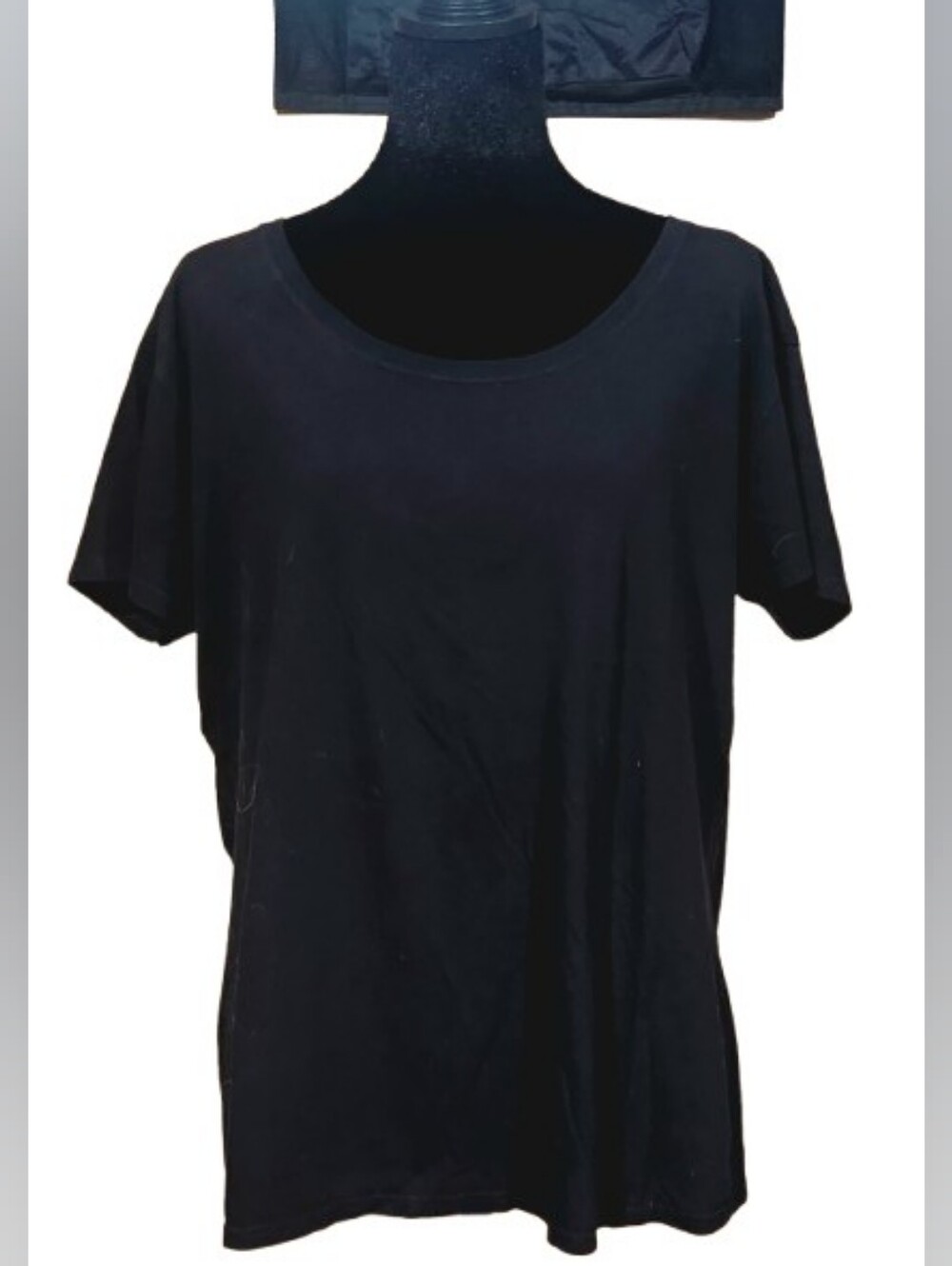 Gildan Black Women's Tee Size XL